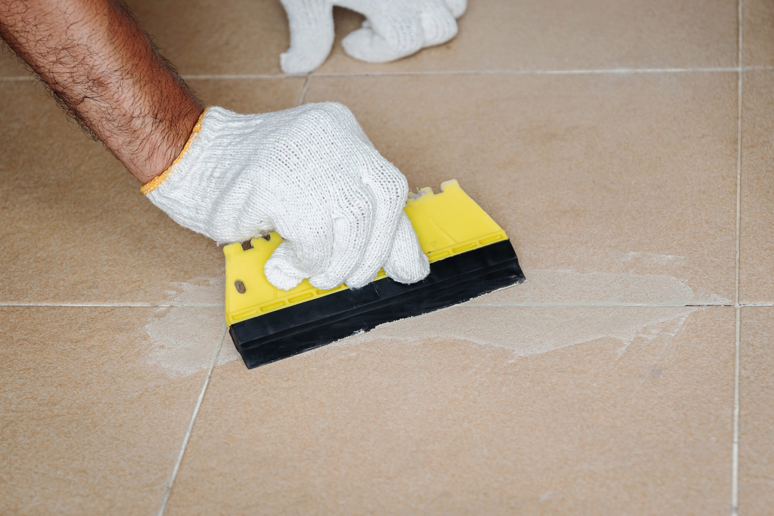 DO-IT-YOURSELF TILE GROUTING