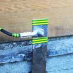 How to seal a gap between walls and how to do it: 8 solutions for different situations